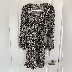 Little moon wrap around dress